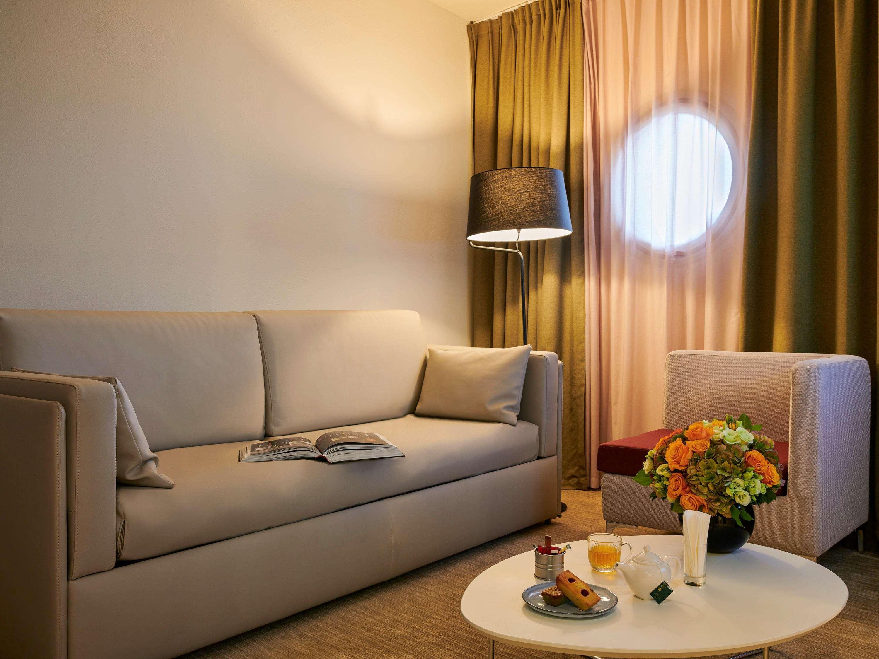 Mercure Paris La Defense Курбевуа Екстер'єр фото