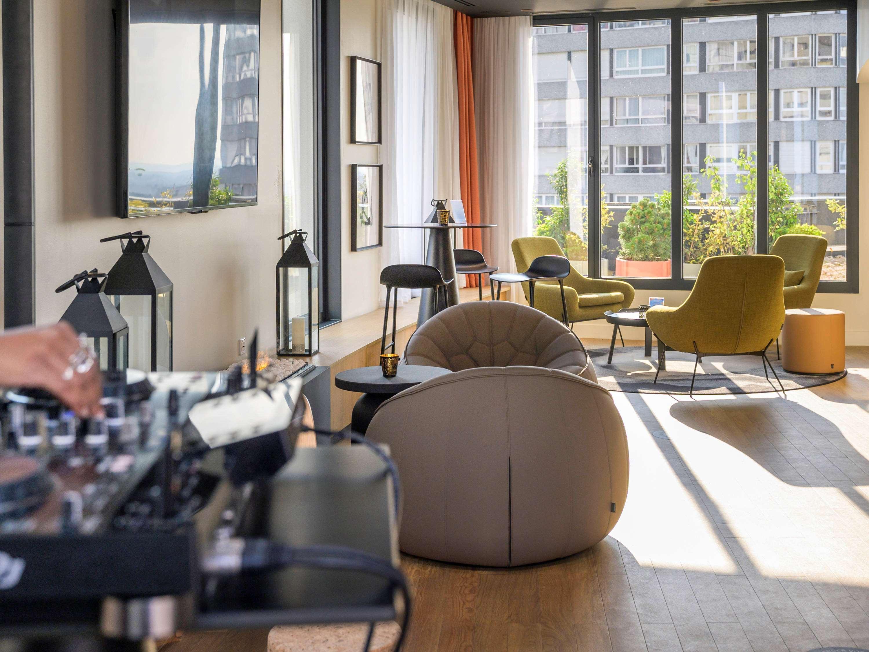 Mercure Paris La Defense Курбевуа Екстер'єр фото