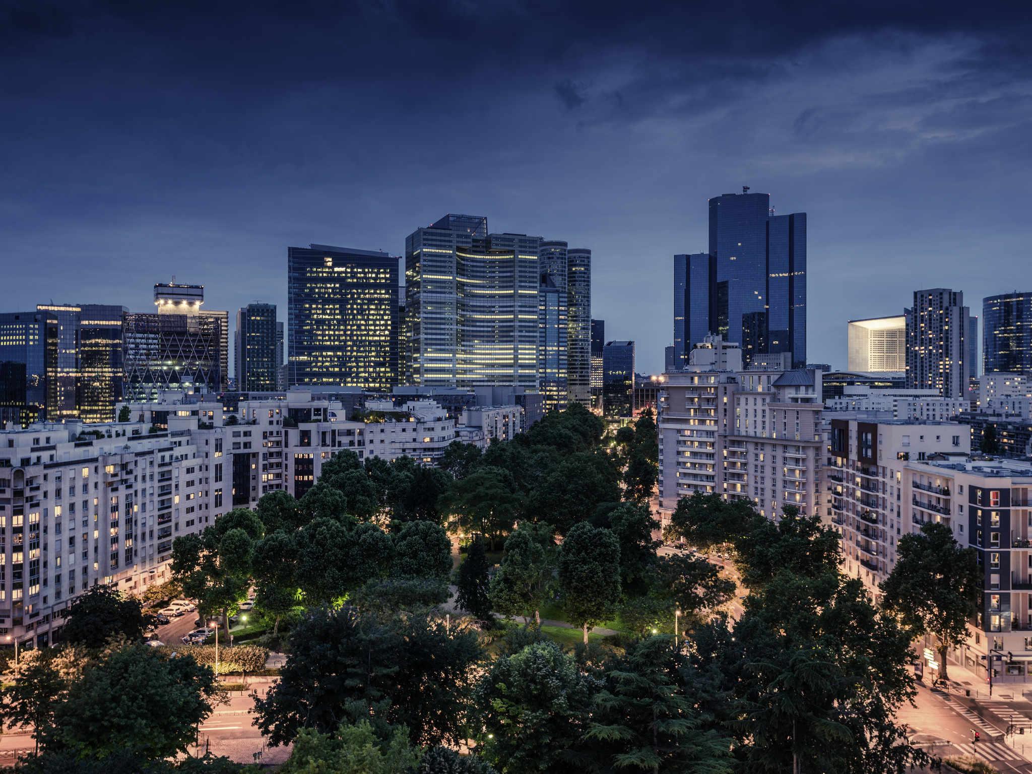 Готель Mercure Paris La Defense Курбевуа Екстер'єр фото